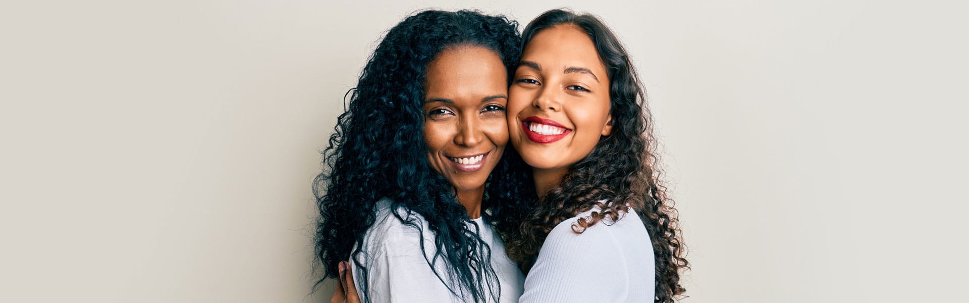 The Top Five Benefits of Having Whiter Teeth